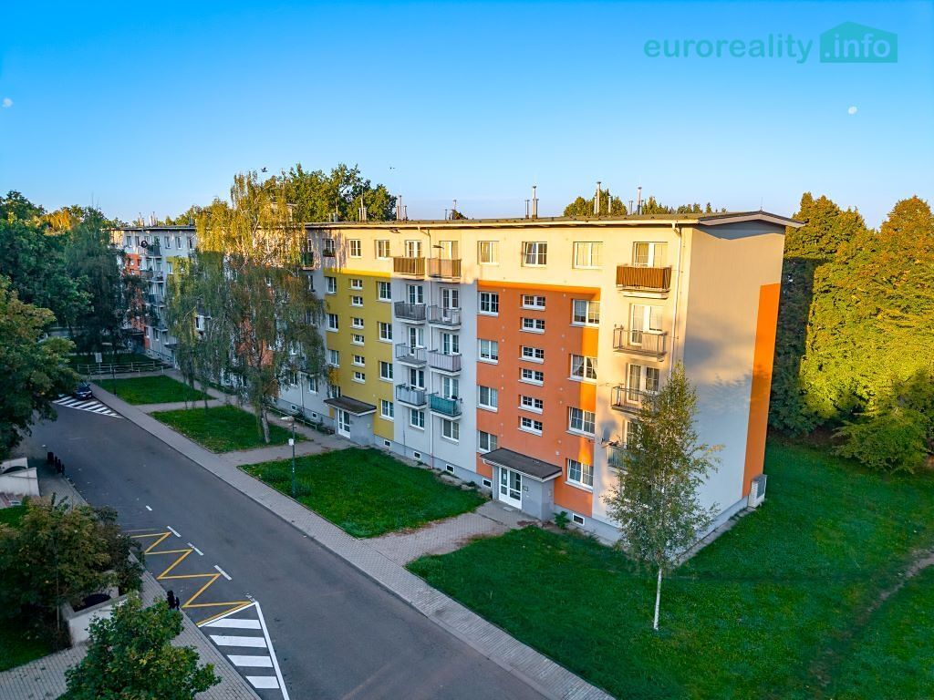 Prodej bytu 2+1 42 m² – fotografie 2