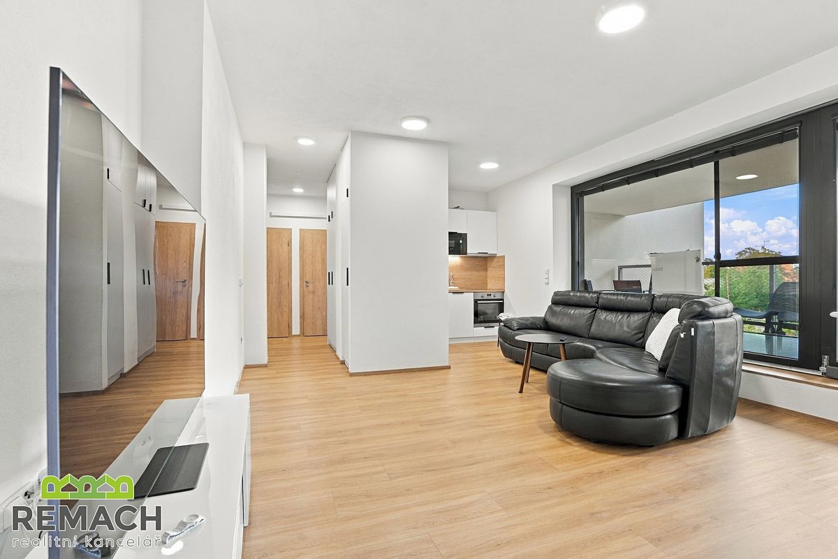 Pronájem bytu 3+kk 94 m², Uherské Hradiště – fotka 1 z 3