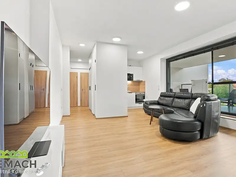 Pronájem bytu 3+kk 94 m², 28. října, Uherské Hradiště