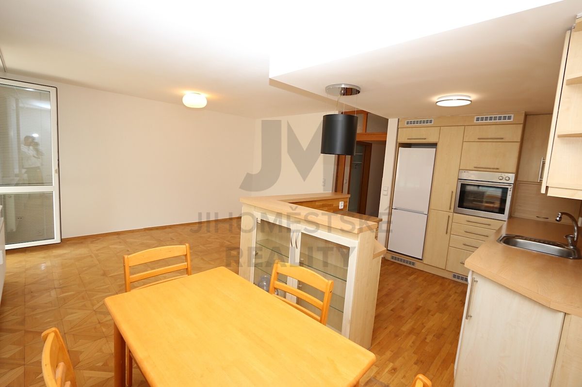 Pronájem bytu 3+kk 80 m² – fotografie 5