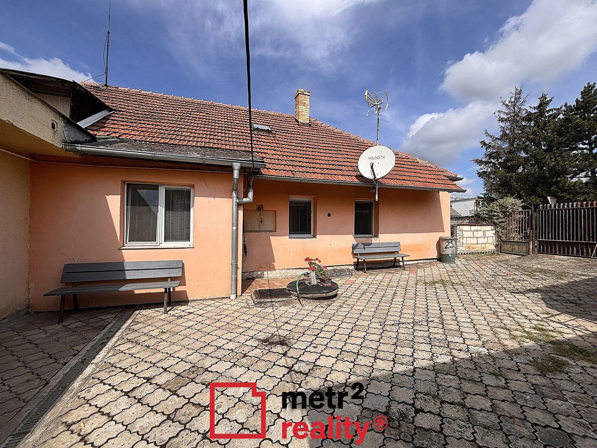 Prodej rodinného domu 124 m², pozemek 1072 m² – fotografie 5