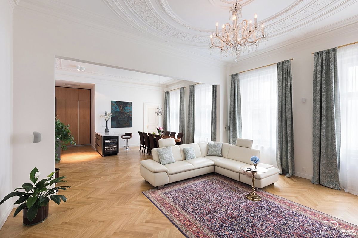 Pronájem bytu 4+kk 140 m²