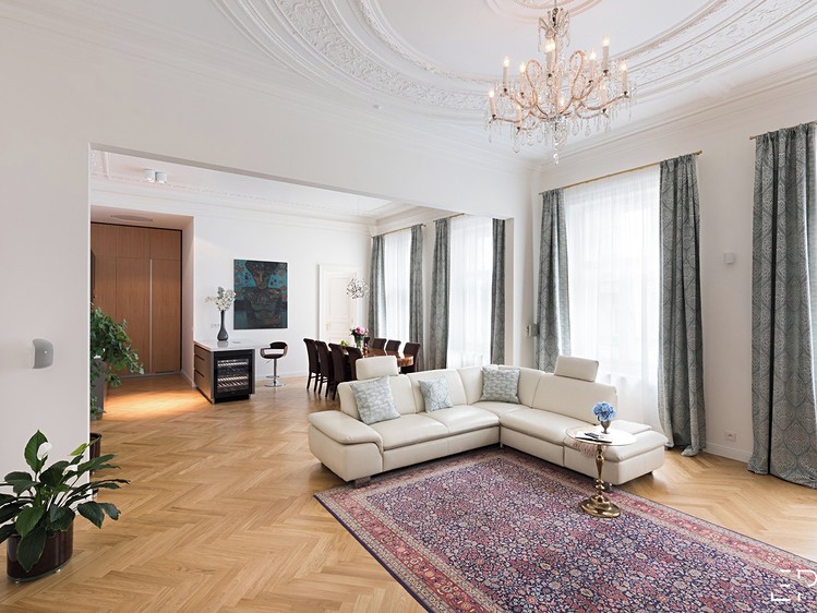 Pronájem bytu 4+kk, 140 m² (1 z 35)