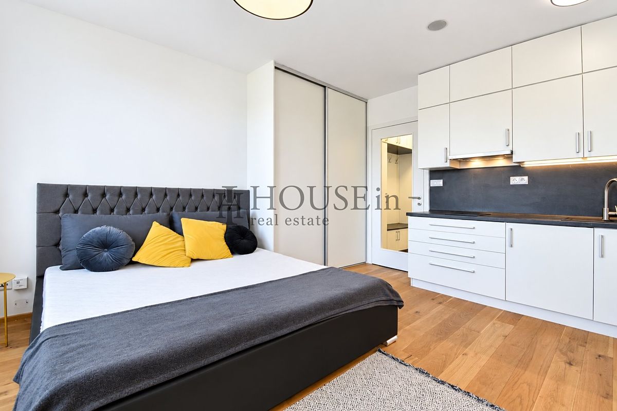 Pronájem bytu 1+kk 25 m² – fotografie 5