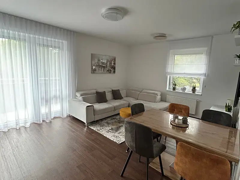 Prodej bytu 3+kk 72 m², Uherské Hradiště – náhled fotky 3