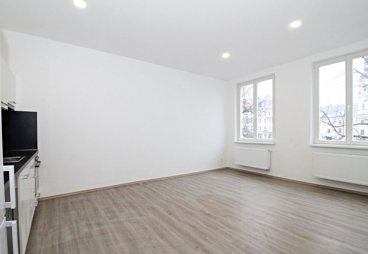 Pronájem bytu 1+kk 30 m²