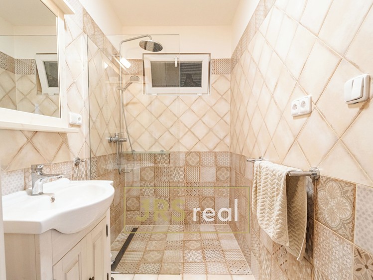 Комерційне приміщення на продаж, 264 м² (11 з 18)