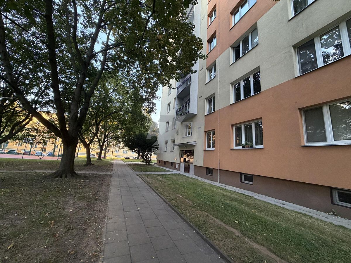 Prodej bytu 3+1 68 m², Opava – fotka 1 z 3