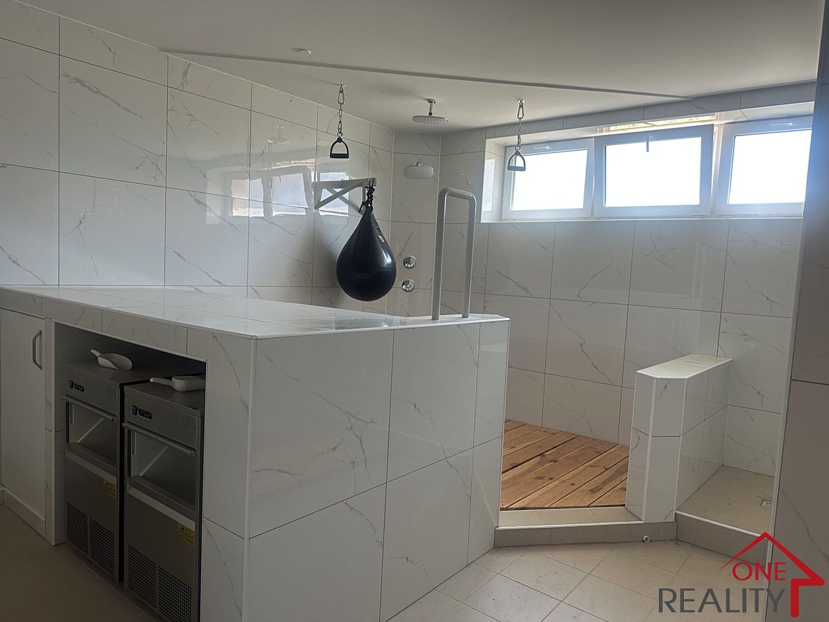 Pronájem ordinace 375 m² – fotografie 5