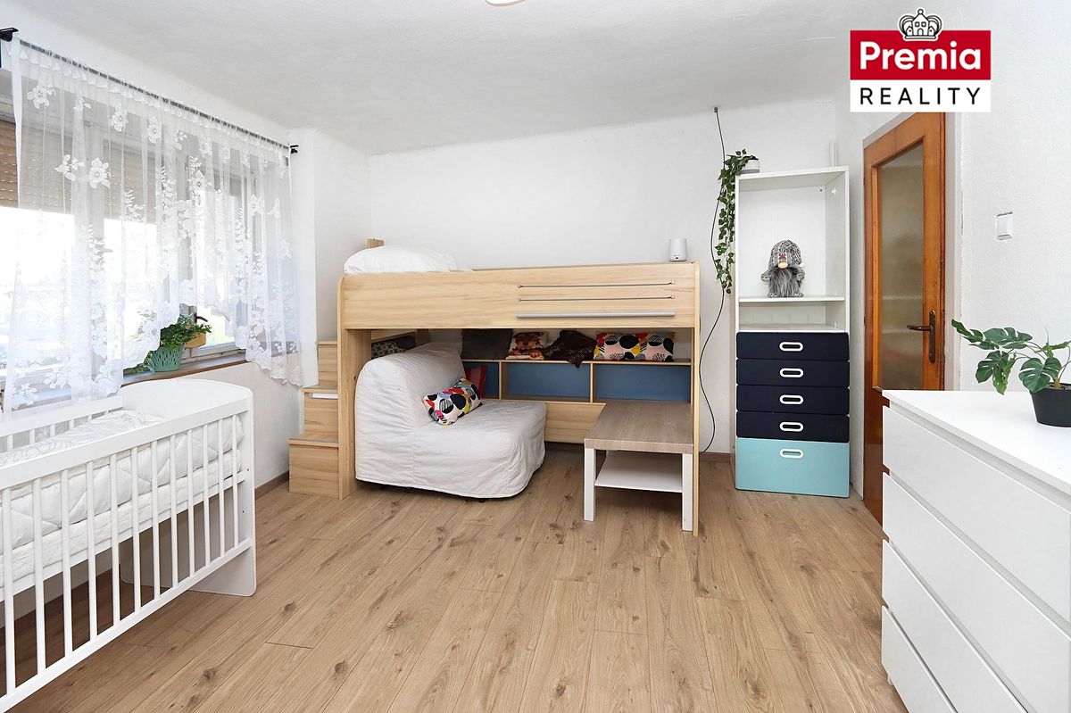 Prodej rodinného domu 95 m², pozemek 607 m² – fotografie 2