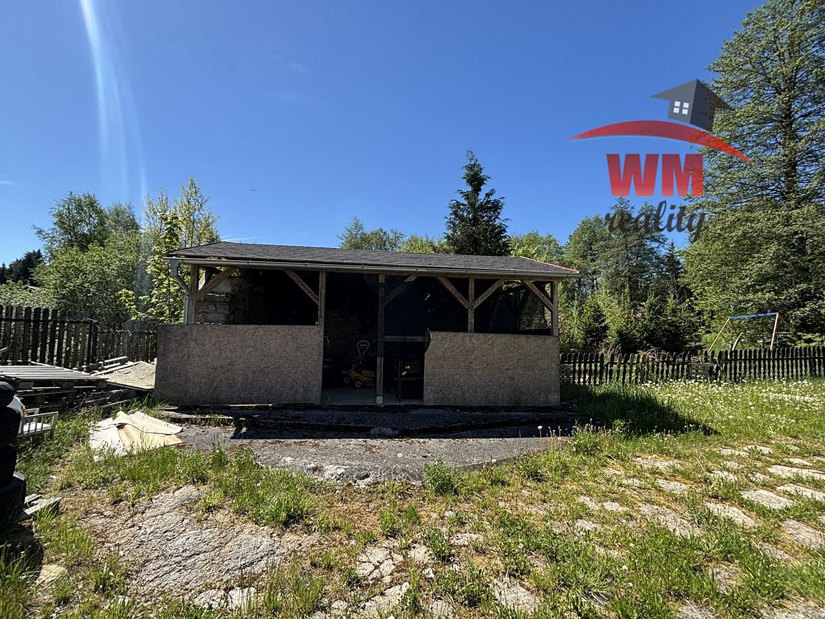 Prodej rodinného domu 200 m², pozemek 880 m² – fotografie 5