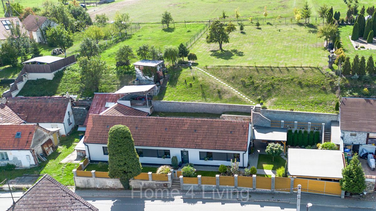 Prodej rodinného domu 145 m², pozemek 1952 m² – fotografie 3