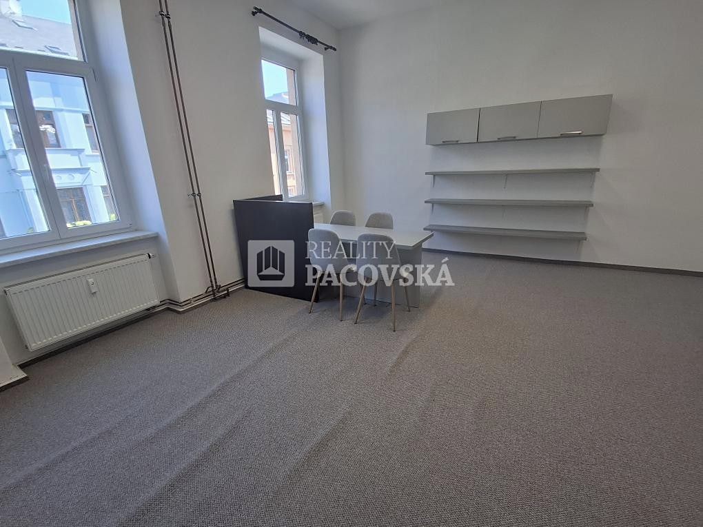 Pronájem kanceláře 27 m² – fotografie 3