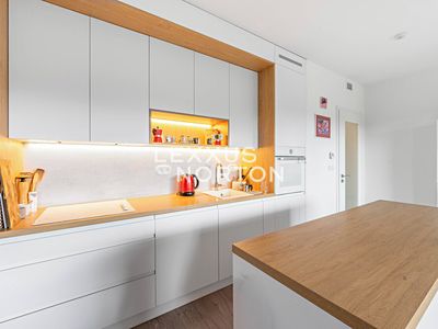 Pronájem bytu 4+kk 91 m²