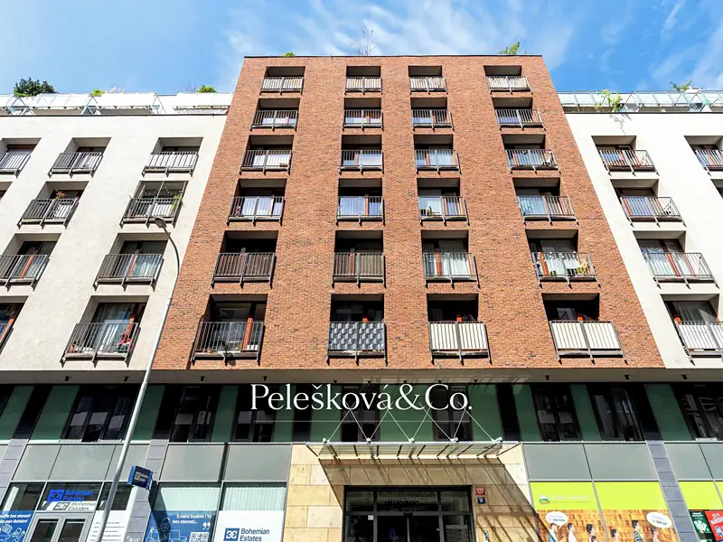 Prodej bytu 2+kk 52 m², Praha – náhled fotky 1