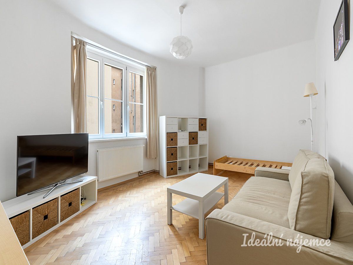 Pronájem bytu 2+kk 37 m²