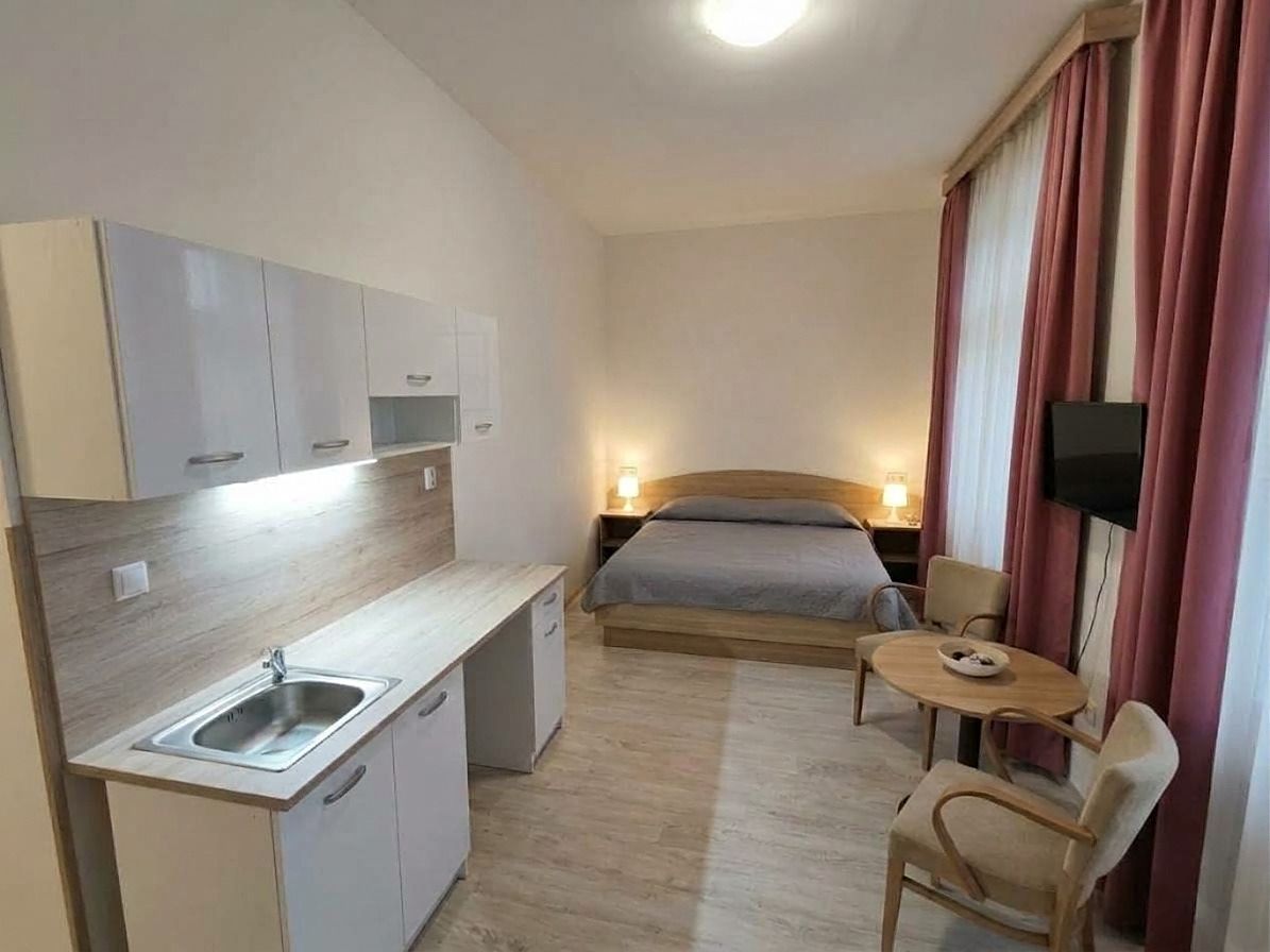 Pronájem bytu 1+kk 26 m² – fotografie 3