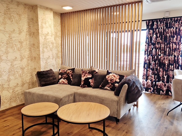 Pronájem bytu 2+kk, 53 m² (11 z 25)
