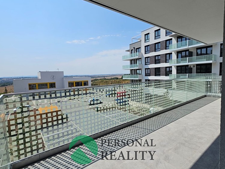 Квартира 4+kk на продаж, 113 м² (8 з 32)