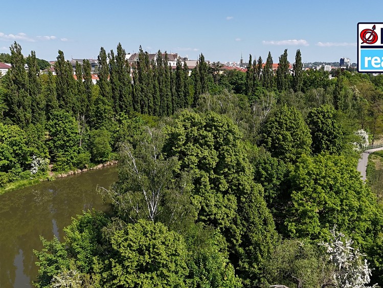 Квартира 3+kk в оренду, 82 м² (17 з 21)