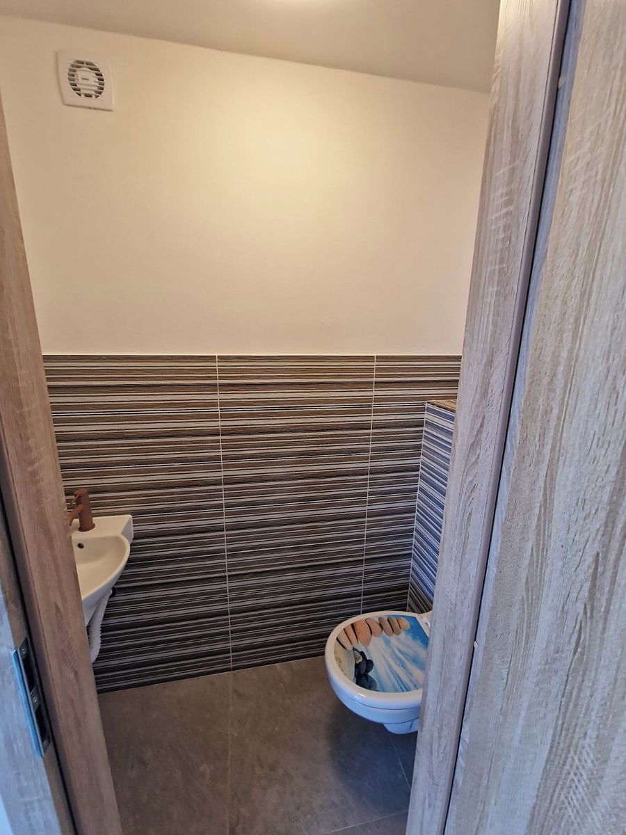 Pronájem bytu 4+kk 87 m² – fotografie 5