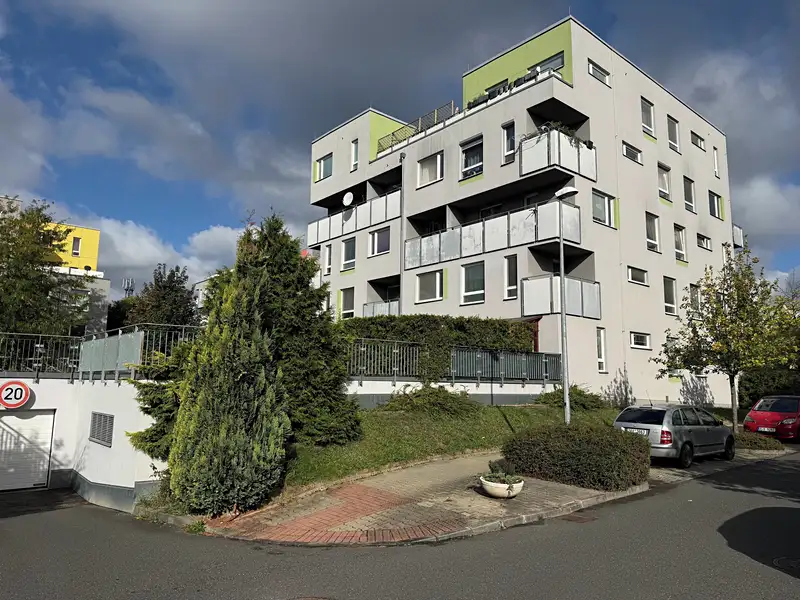 Pronájem bytu 2+kk 52 m², Praha – náhled fotky 2