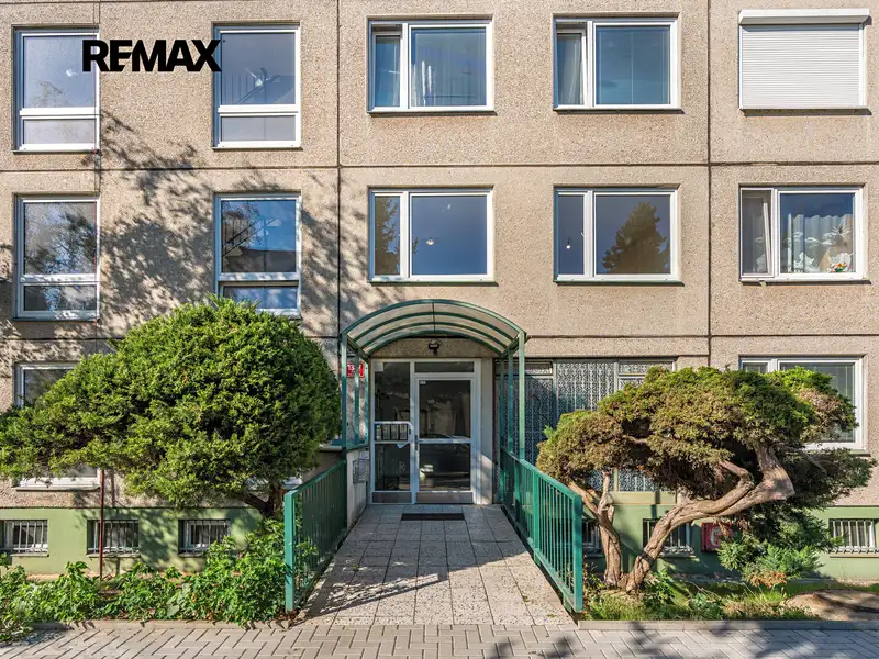 Prodej bytu 3+1 77 m², Praha – náhled fotky 2