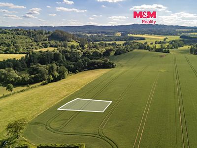 Prodej pole 1104 m²