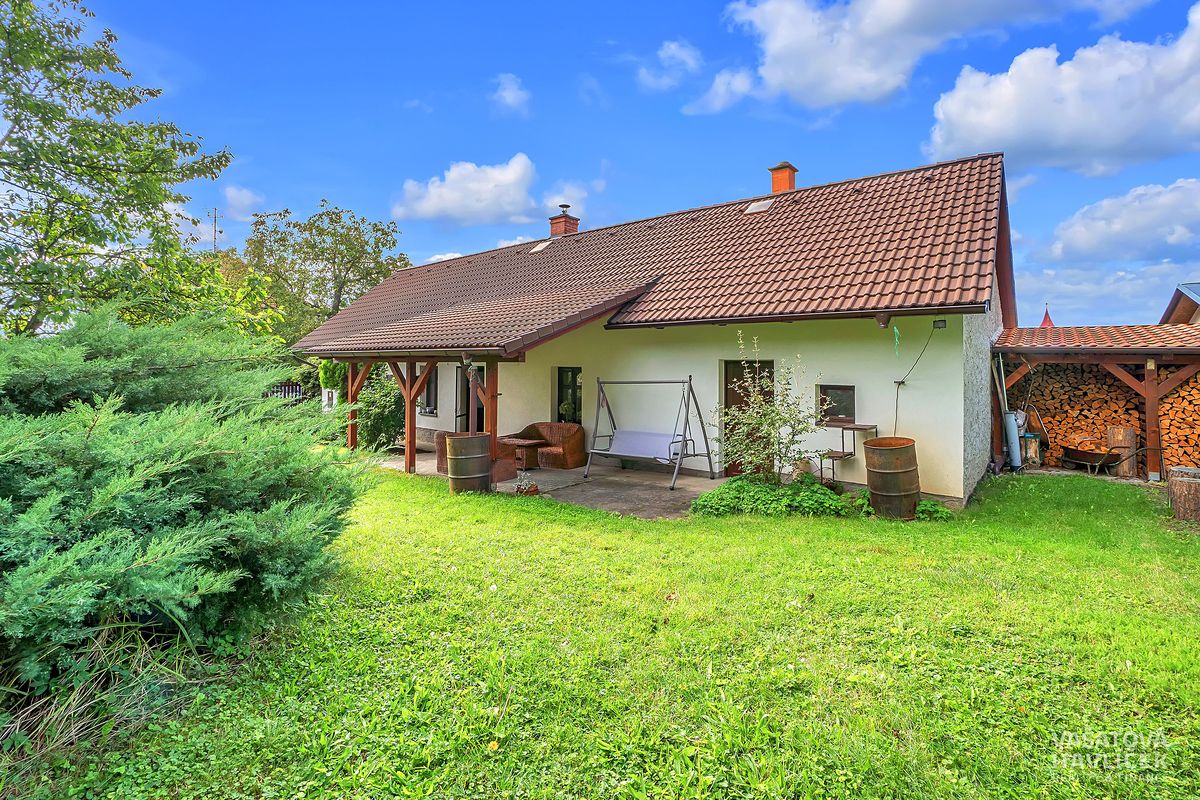 Prodej rodinného domu 77 m², pozemek 788 m² – fotografie 2