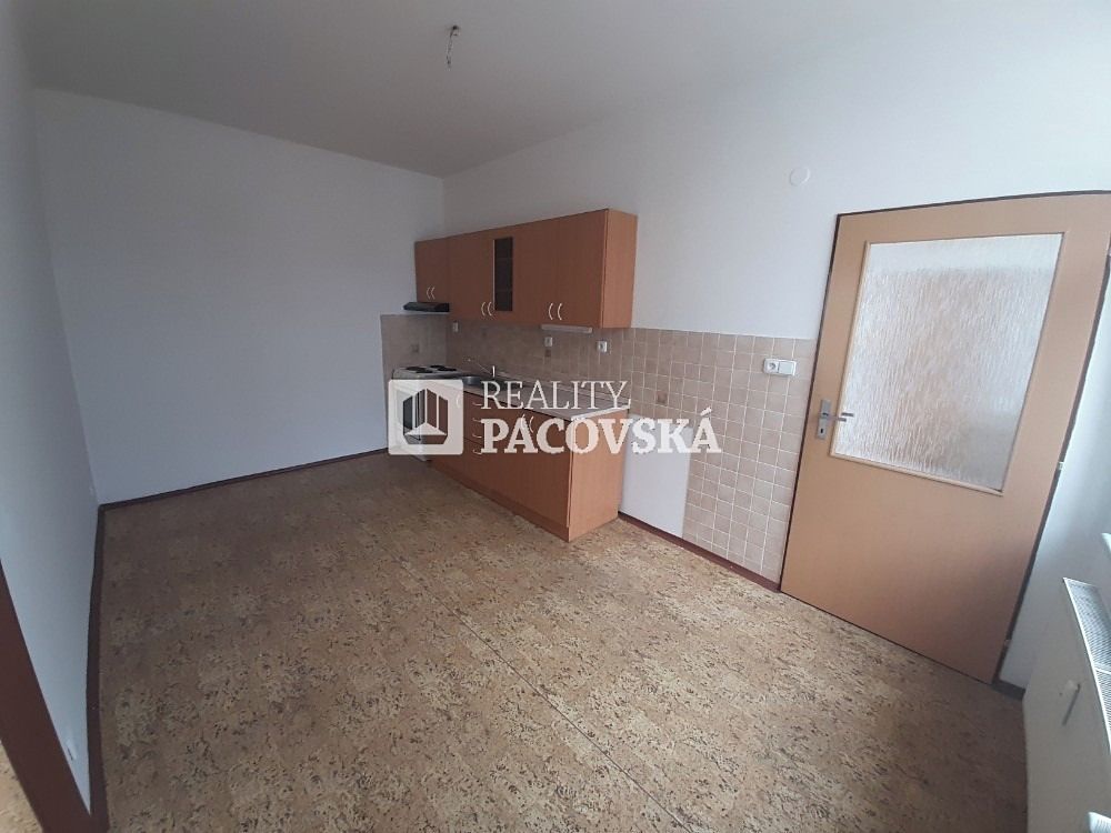 Pronájem bytu 1+1 41 m² – fotografie 2