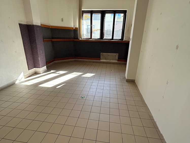 Prodej komerčního prostoru, 955 m² (39 z 43)