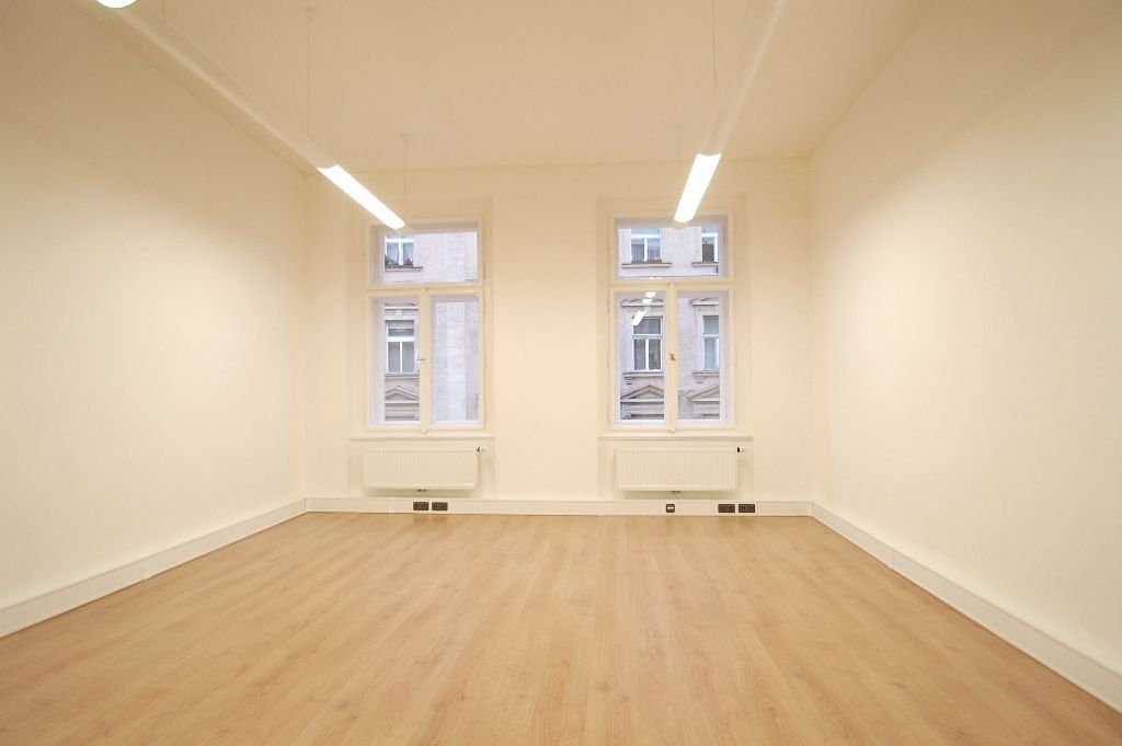 Pronájem kanceláře 92 m²