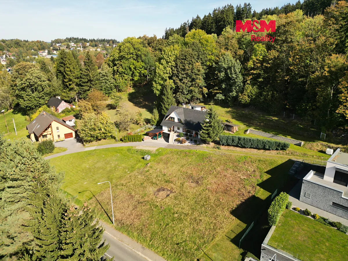 Prodej stavebního pozemku 1023 m²