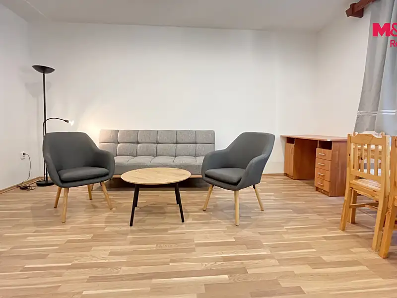 Pronájem bytu 2+kk 60 m², Řevničov – náhled fotky 3