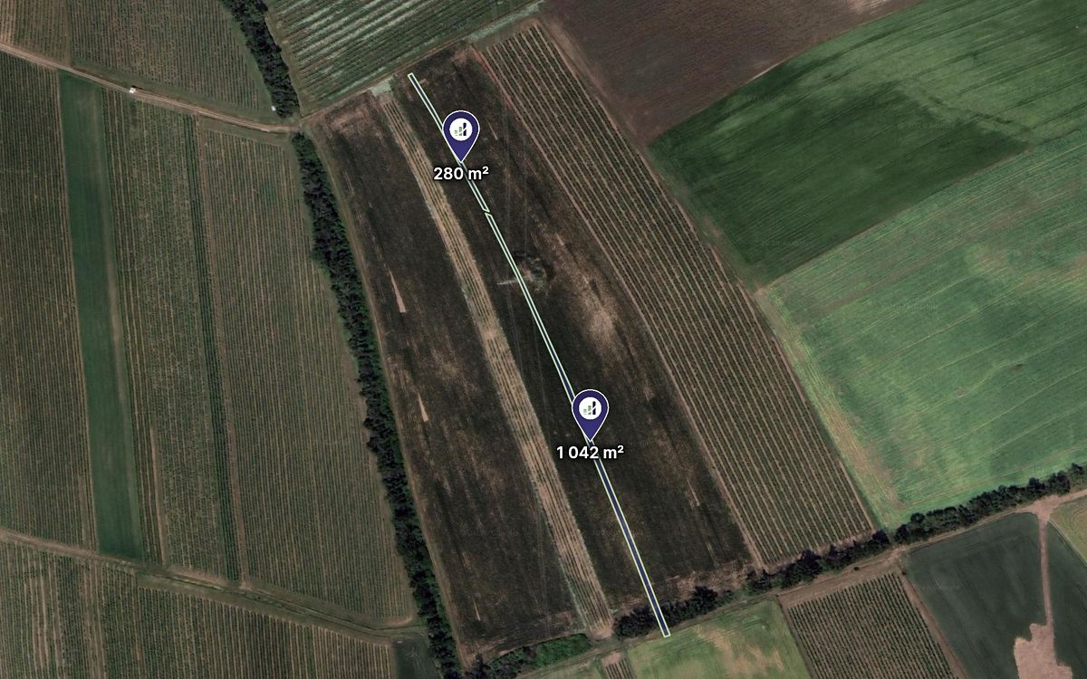 Prodej pole 1322 m²