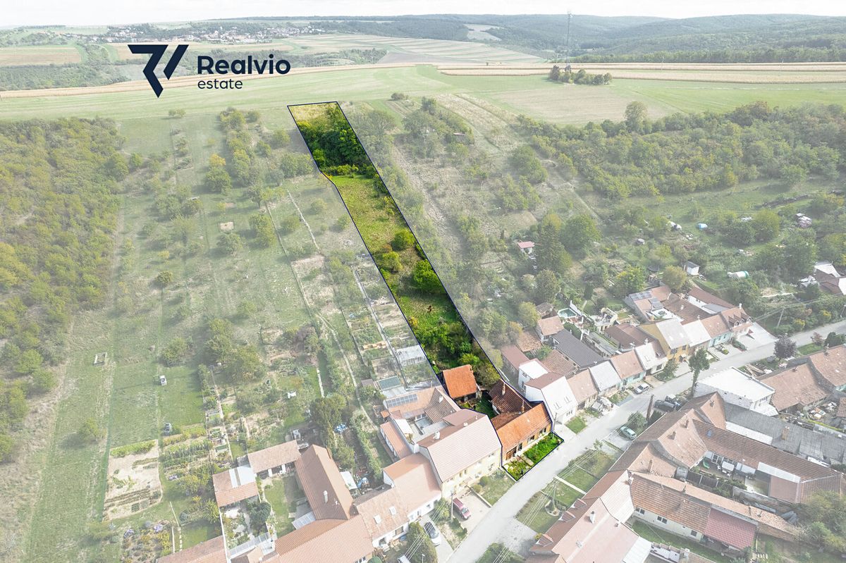 Prodej rodinného domu 100 m², pozemek 3385 m² – fotografie 3