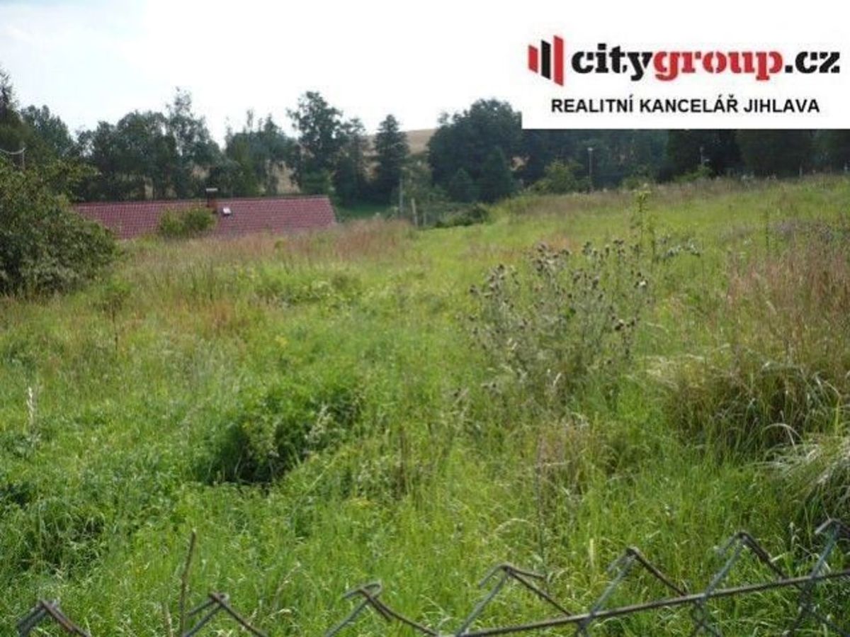Prodej komerčního pozemku 4097 m²