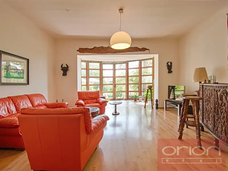 Prodej vily 392 m², pozemek 788 m², Praha – náhled fotky 2