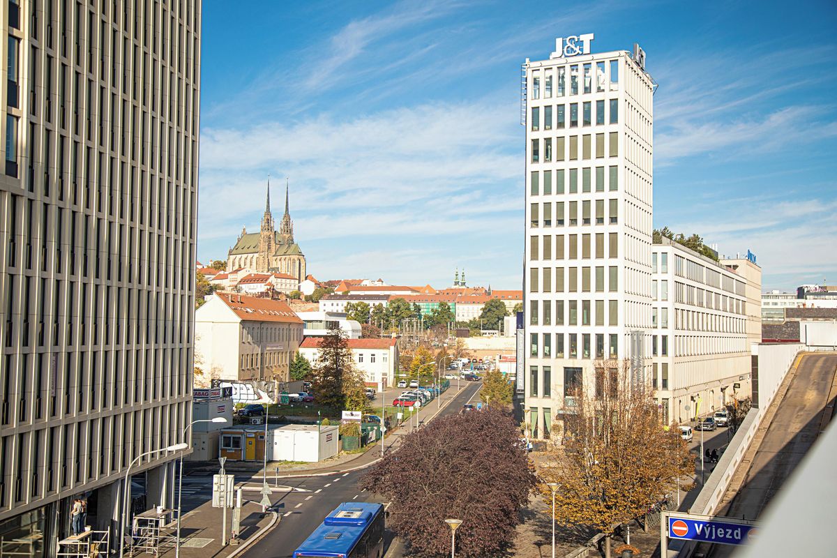 Pronájem kanceláře 164 m²