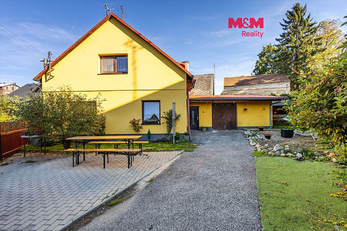 Prodej rodinného domu 112 m², pozemek 282 m², Cvikov – fotka 1 z 3