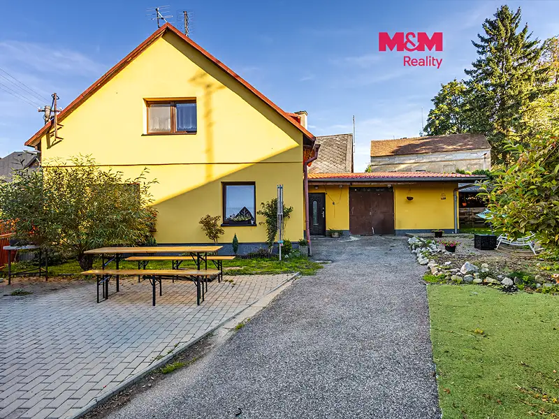 Prodej rodinného domu 112 m², pozemek 282 m², Cvikov – náhled fotky 1