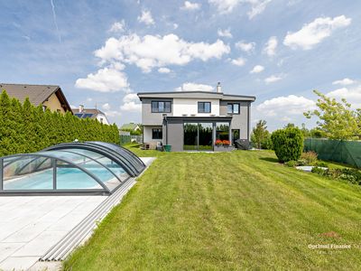 Prodej rodinného domu 241 m², pozemek 704 m²