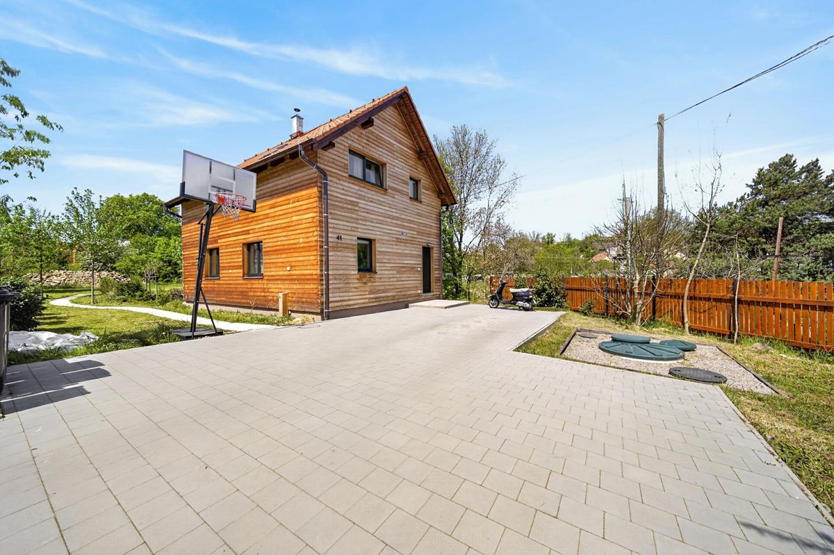 Prodej rodinného domu 120 m², pozemek 848 m² – fotografie 4