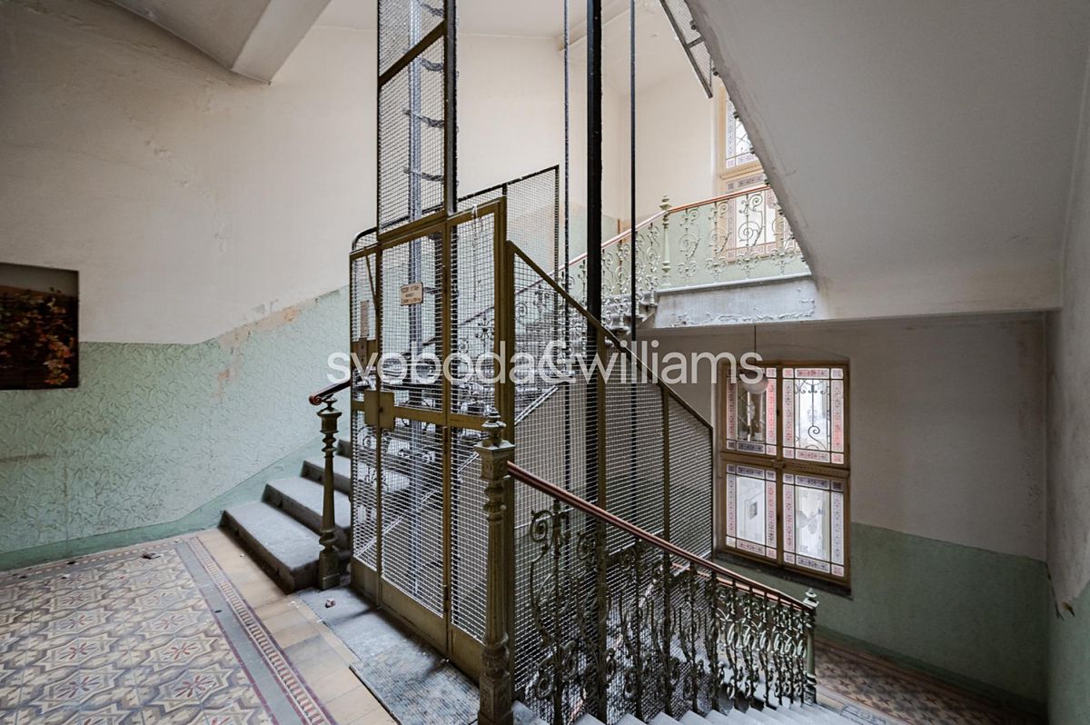 Prodej činžovního domu 993 m² – fotografie 3