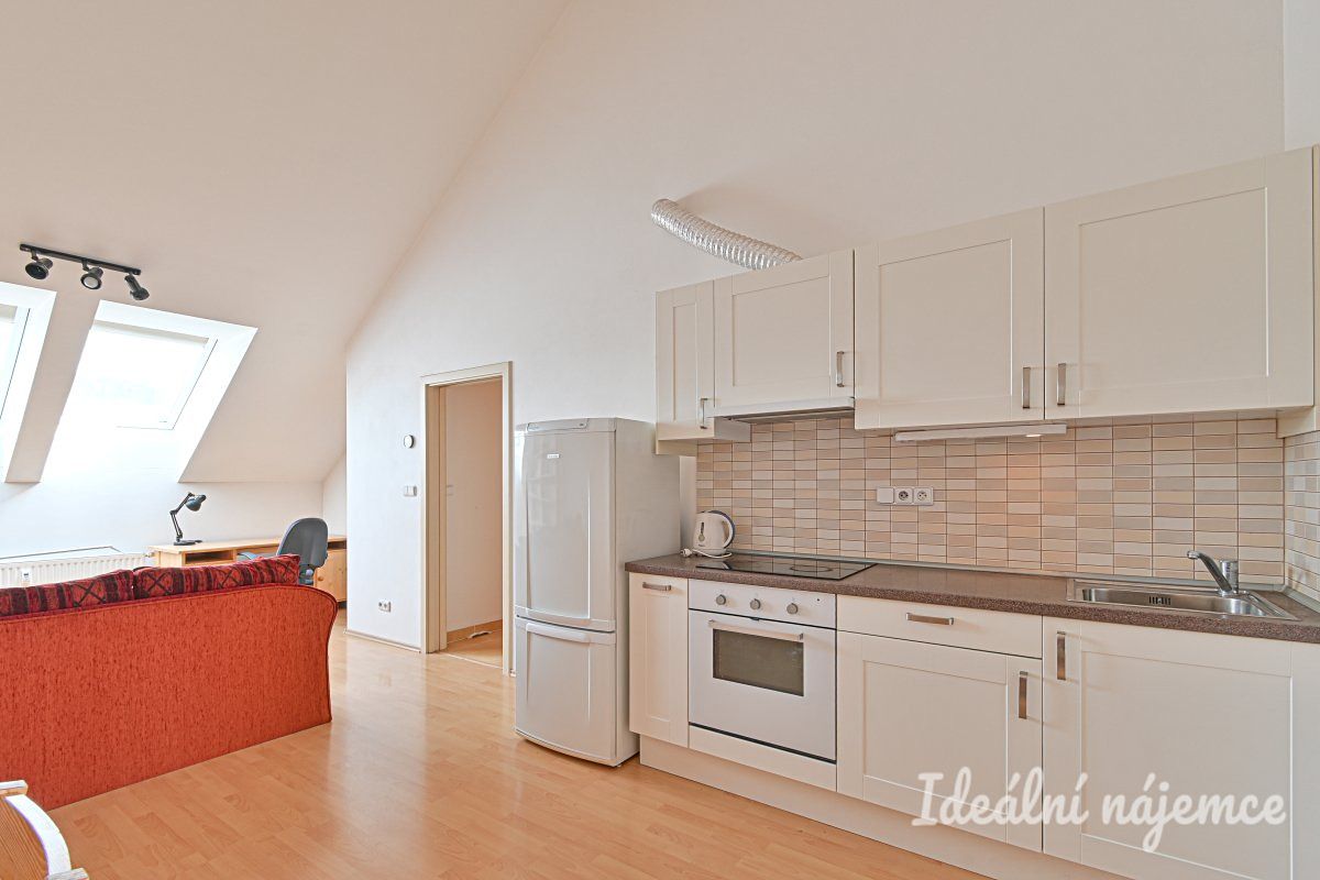 Pronájem bytu 2+kk 53 m²