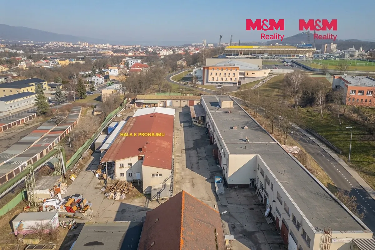 Pronájem obchodního prostoru 1100 m²