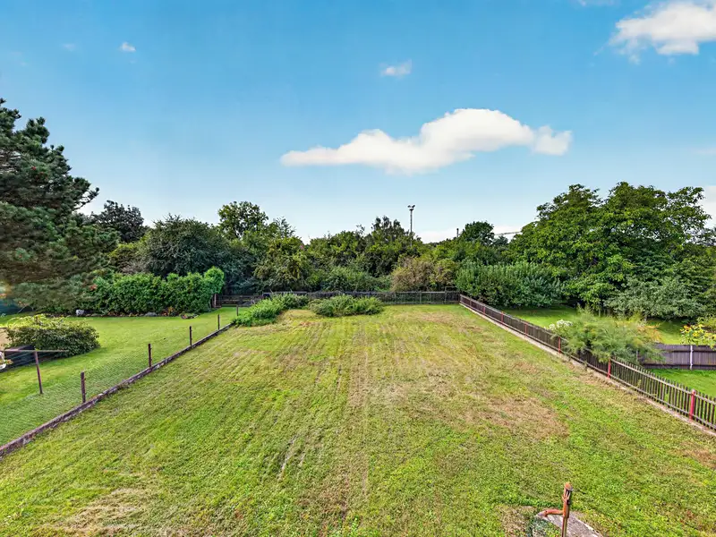 Prodej rodinného domu 196 m², pozemek 863 m², Libice nad Cidlinou – náhled fotky 2