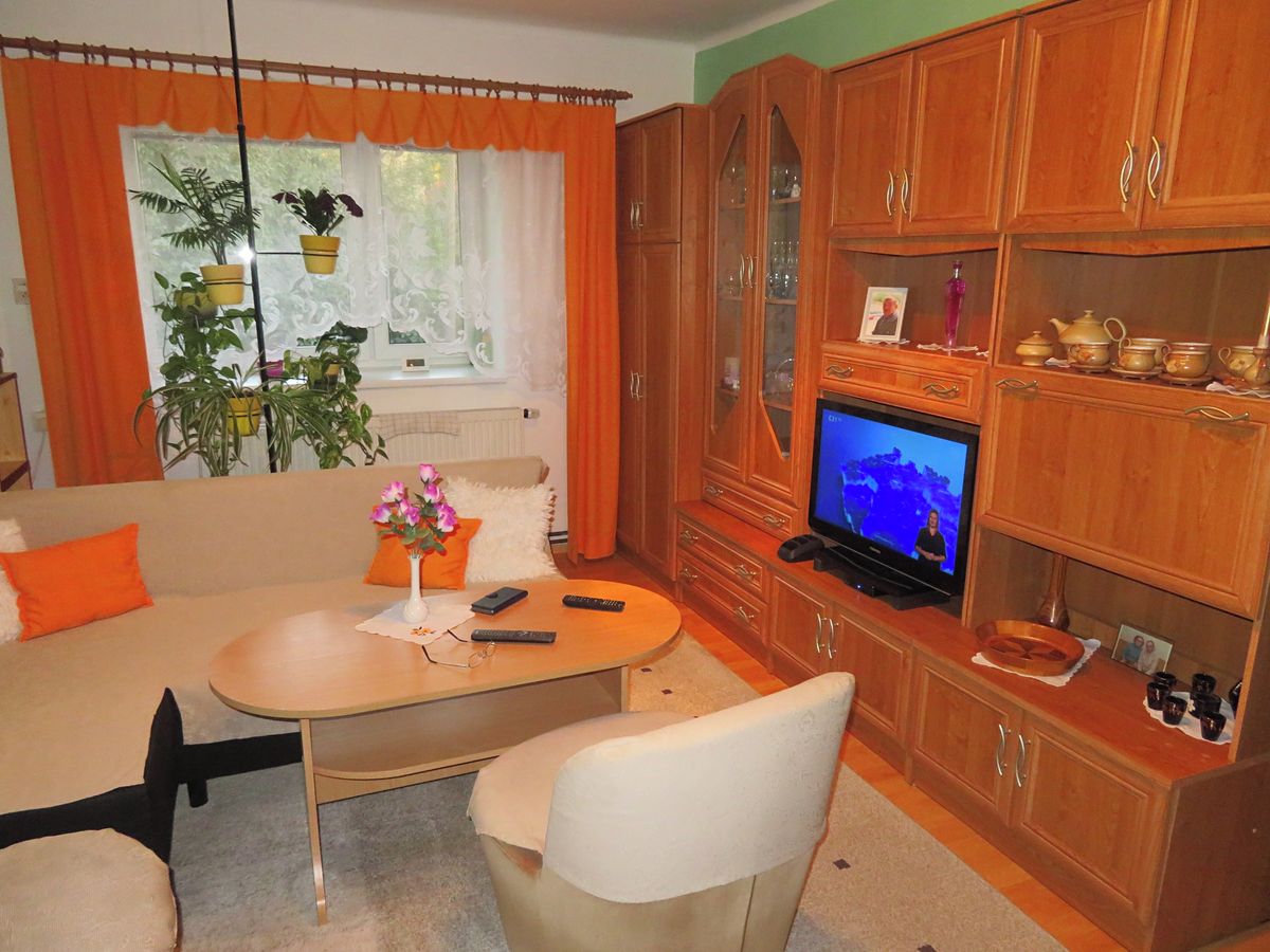Prodej rodinného domu 90 m², pozemek 245 m² – fotografie 3