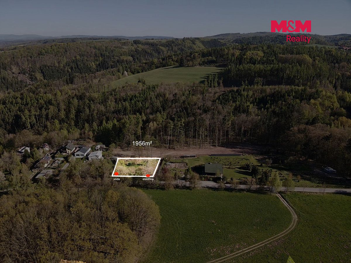 Prodej stavebního pozemku 1956 m² – fotografie 2