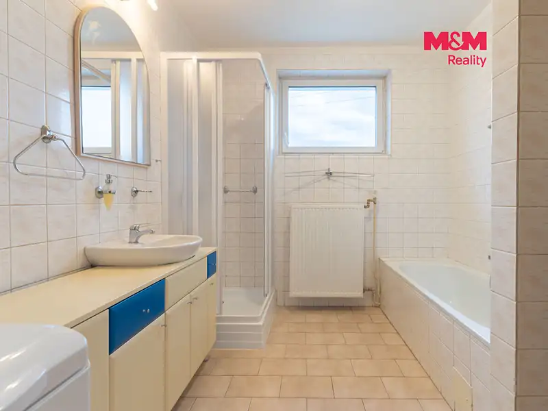 Prodej rodinného domu 186 m², pozemek 595 m², Prostějov – náhled fotky 3